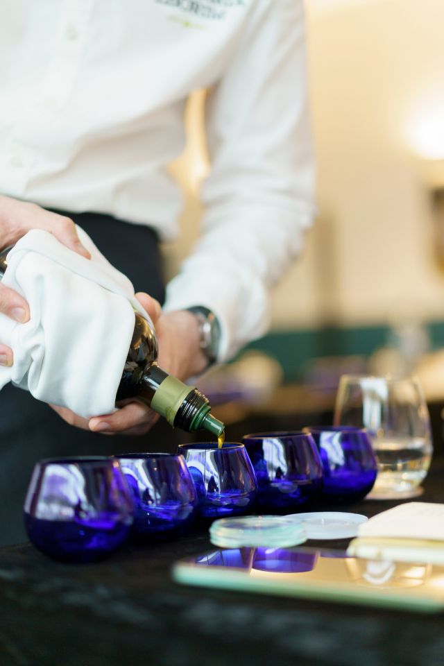 Evora Olive Hotel events olive oil tasting