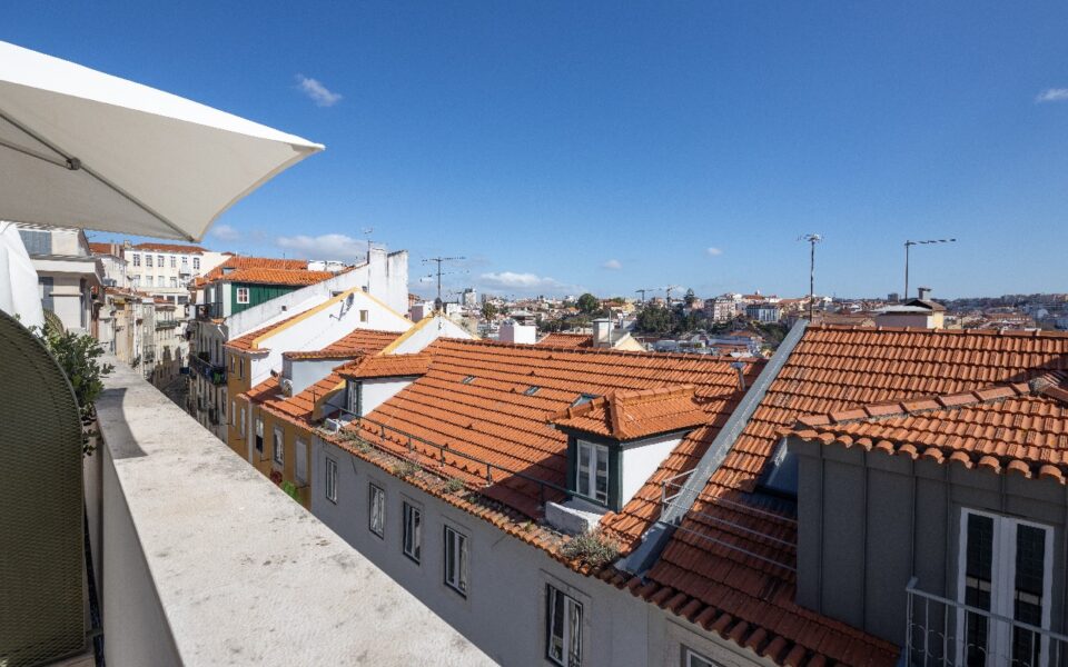 Double room with a View to Lisbon