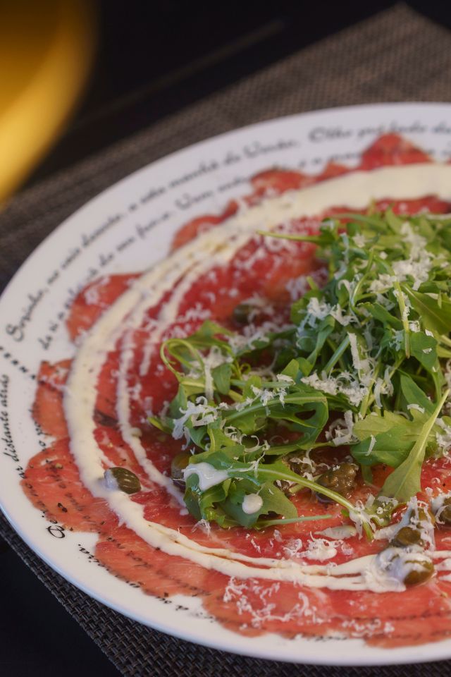 Carpaccio de Novilho Mensagem Restaurante e Rooftop