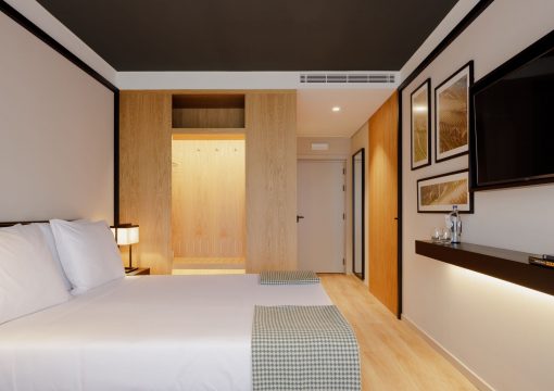 Quarto duplo Vista Interior com Terraço Privativo