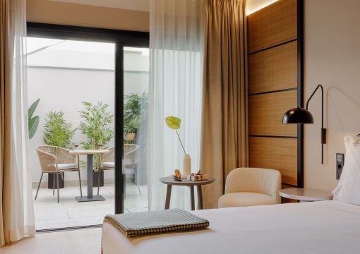 Quarto duplo Vista Interior com Terraço Privativo