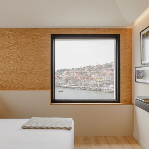 Connecting Rooms