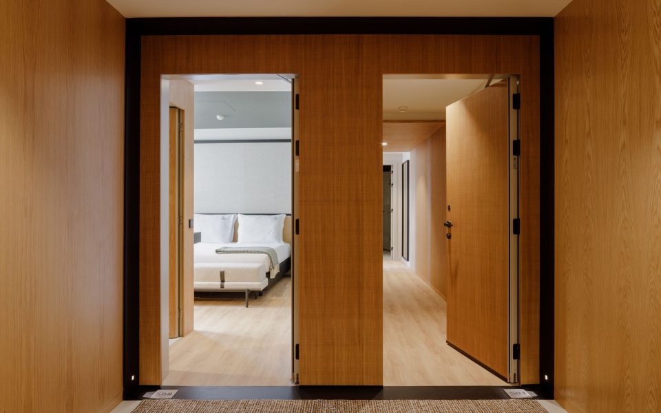 Connecting Rooms