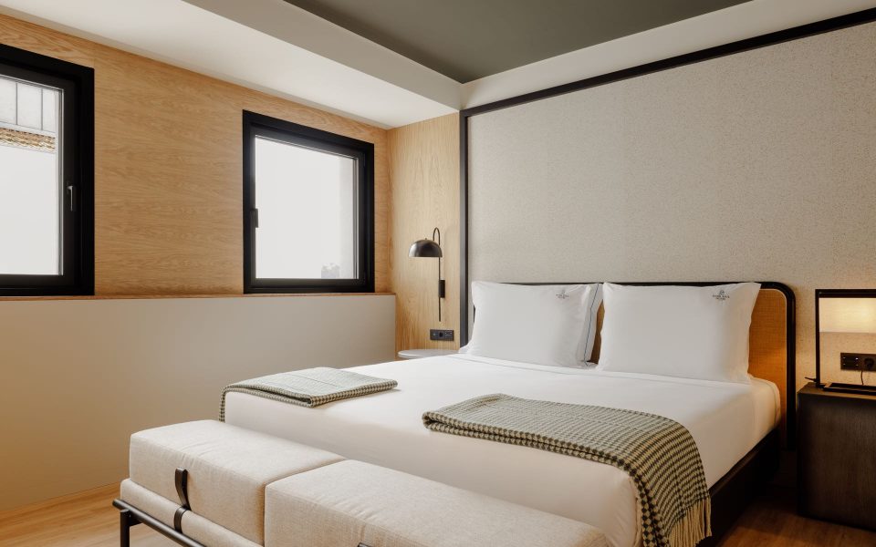 Connecting Rooms