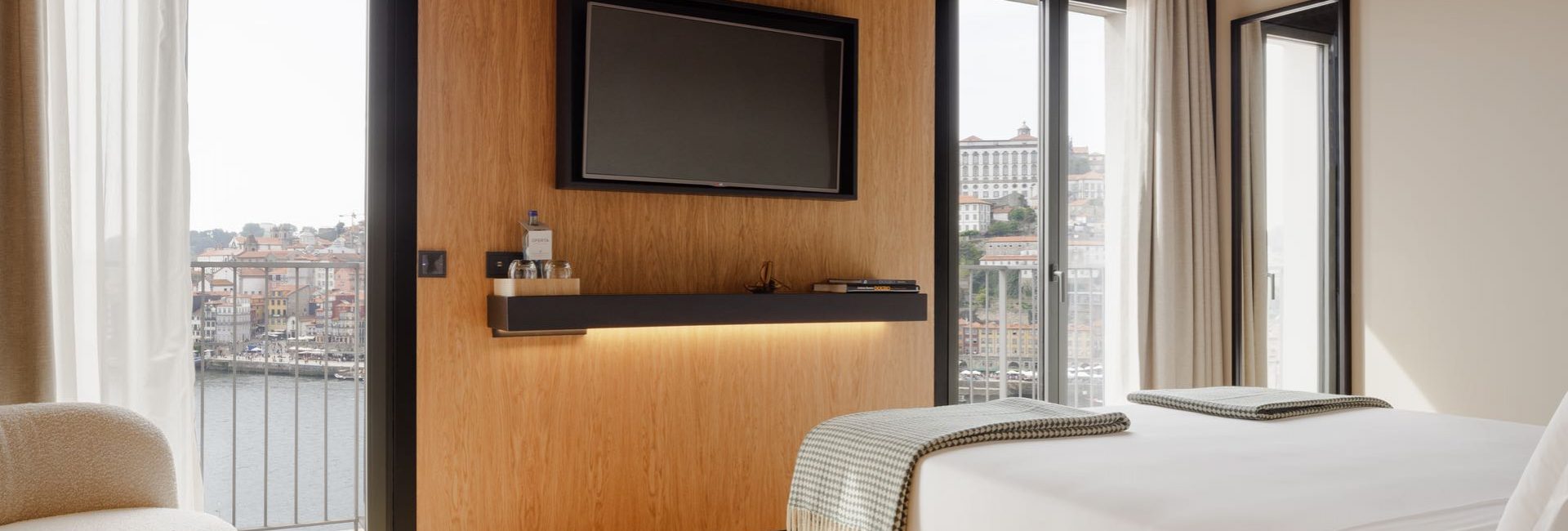 Superior double room with River View