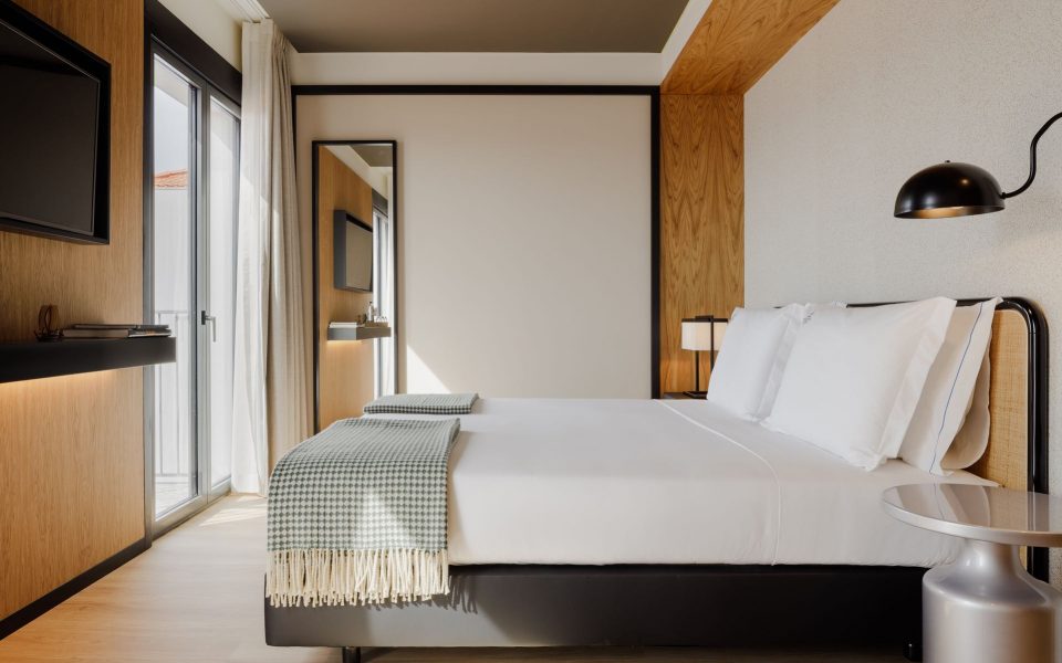 Superior double room with River View