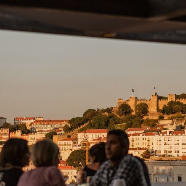 Procura mais do que cama e pequeno-almoço num hotel em Lisboa?